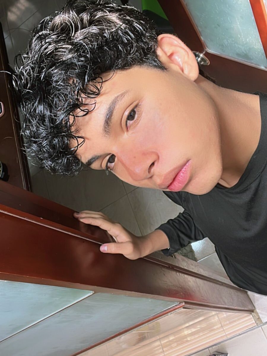 dani_angels__