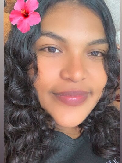 Alaia_Beltran