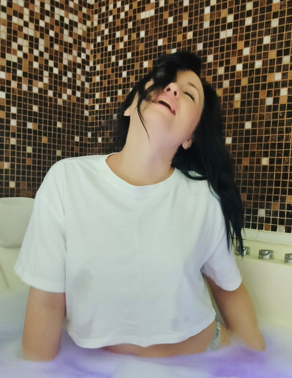 roxyy_star from stripchat