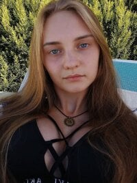 MistiAtoma's Offline Chat Room