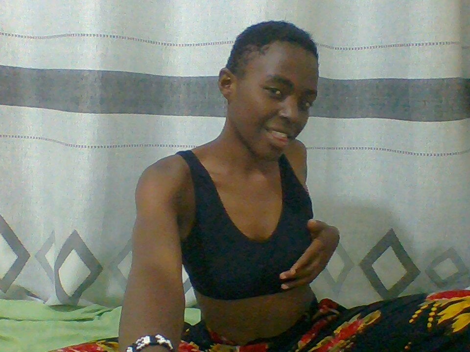 Ebony_maffin's Live Chat Room