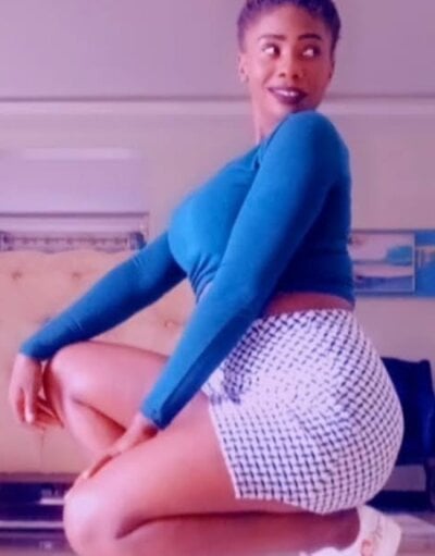 beckibae 🐔 online sex stream