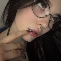 milliedoll's webcam live show