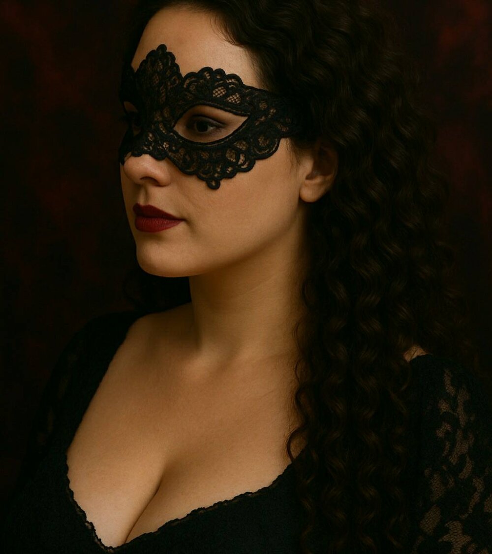 HornyyCamila's Offline XXX Chat