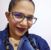 Madelyn_moon_'s Offline Chat Room
