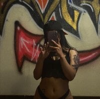 sweetpeach_6's Live Sex Cam Show