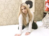 Amazing_Alison's Offline Chat Room