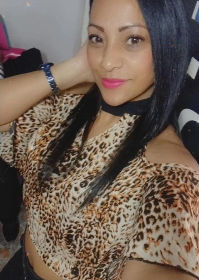 katrinabenelli webcam profile - Malawian