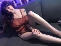 auntiegrace79's Offline Chat Room