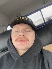 cum4u18's webcam live show
