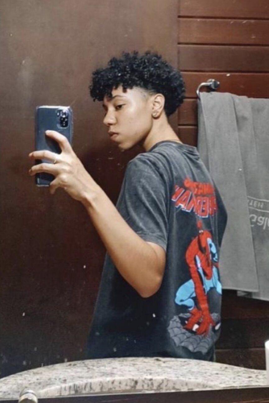 Ali_Jose's most recent online preview