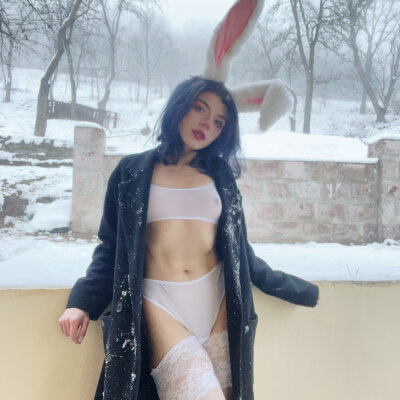 Frozen_Lips 🌵 online webcam