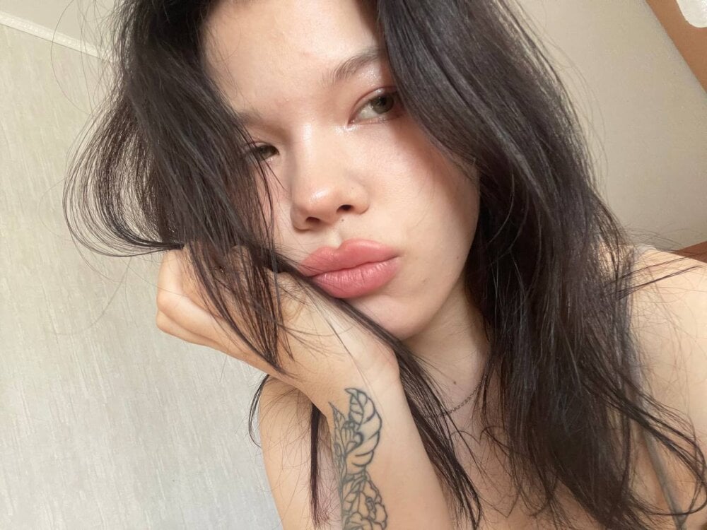 _Chantale_ profile