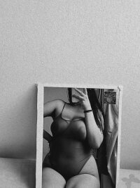 Aliceee_420's Offline XXX Chat