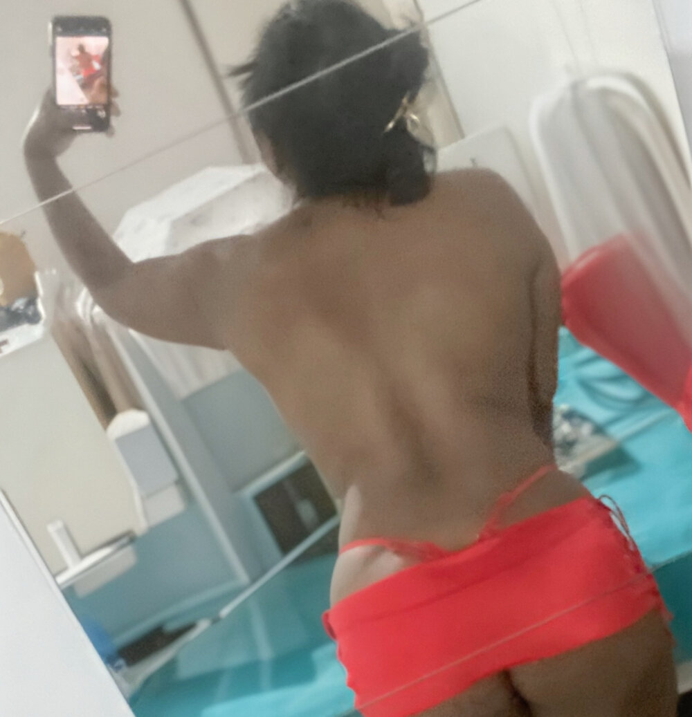 Deusa_de_Ebanoh's Offline XXX Chat