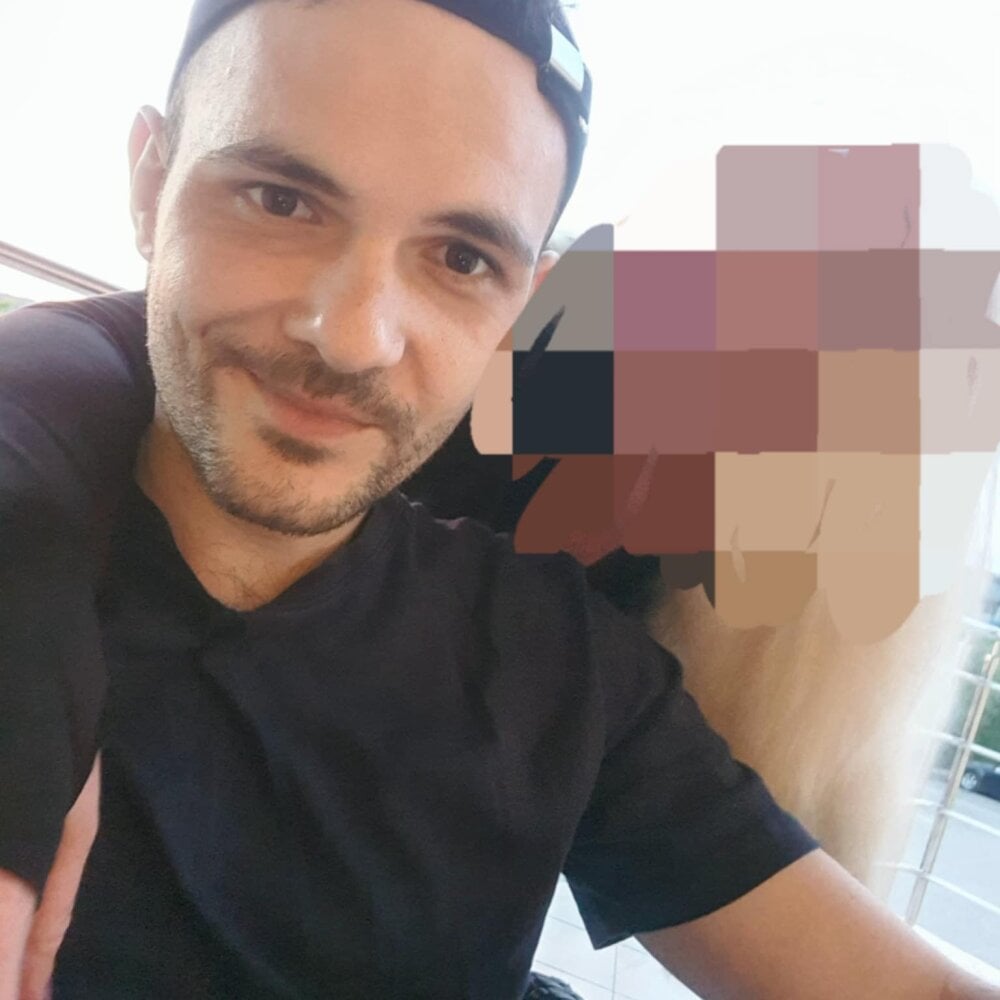 handtraining's Offline XXX Chat