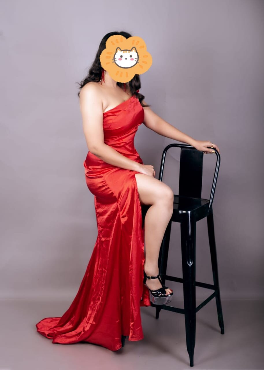AssQueen_Meera
