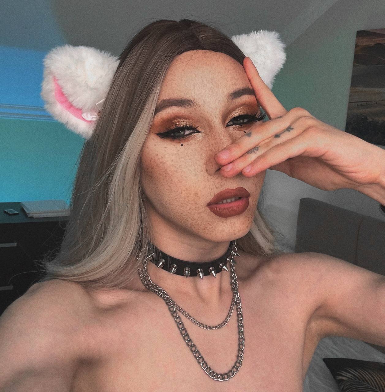 Shiny__boy