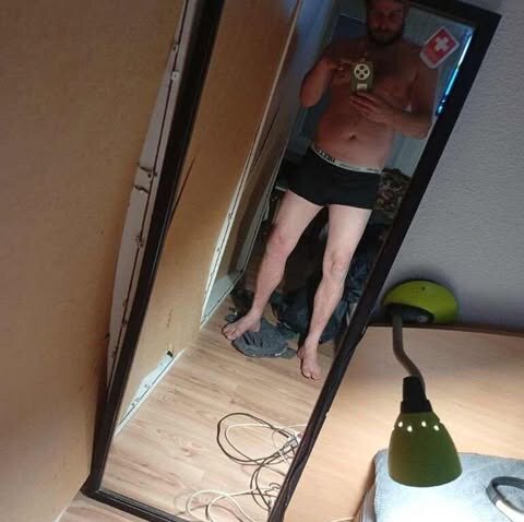 BANAN3333's Offline XXX Chat