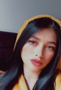 Chanel_bx's Offline XXX Chat