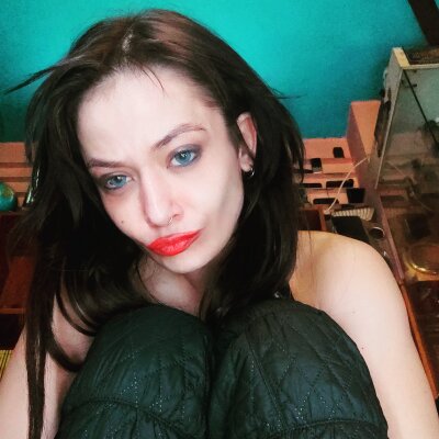 ladyhyro90 👽 free webcam