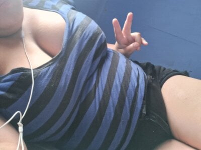 cony122 on StripChat