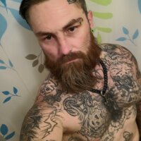 Faq-u_black-n-blue's Offline XXX Chat