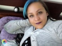 ห้องแชทออฟไลน์ของ emili_boobs