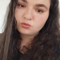 Amelia_Kiska's Offline Chat Room