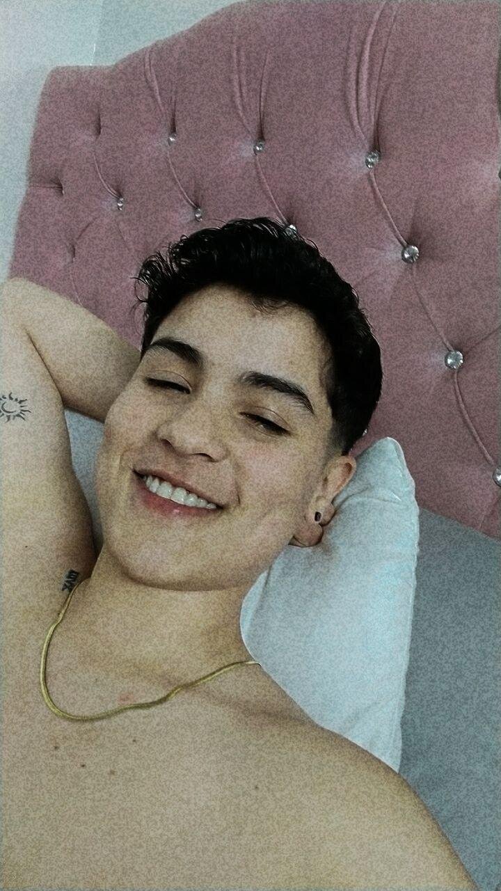 Alex_tayler