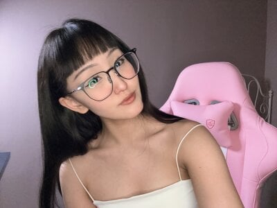 DakotaOstin - petite asian