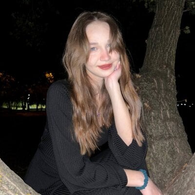 littleg1rrl_danna from stripchat