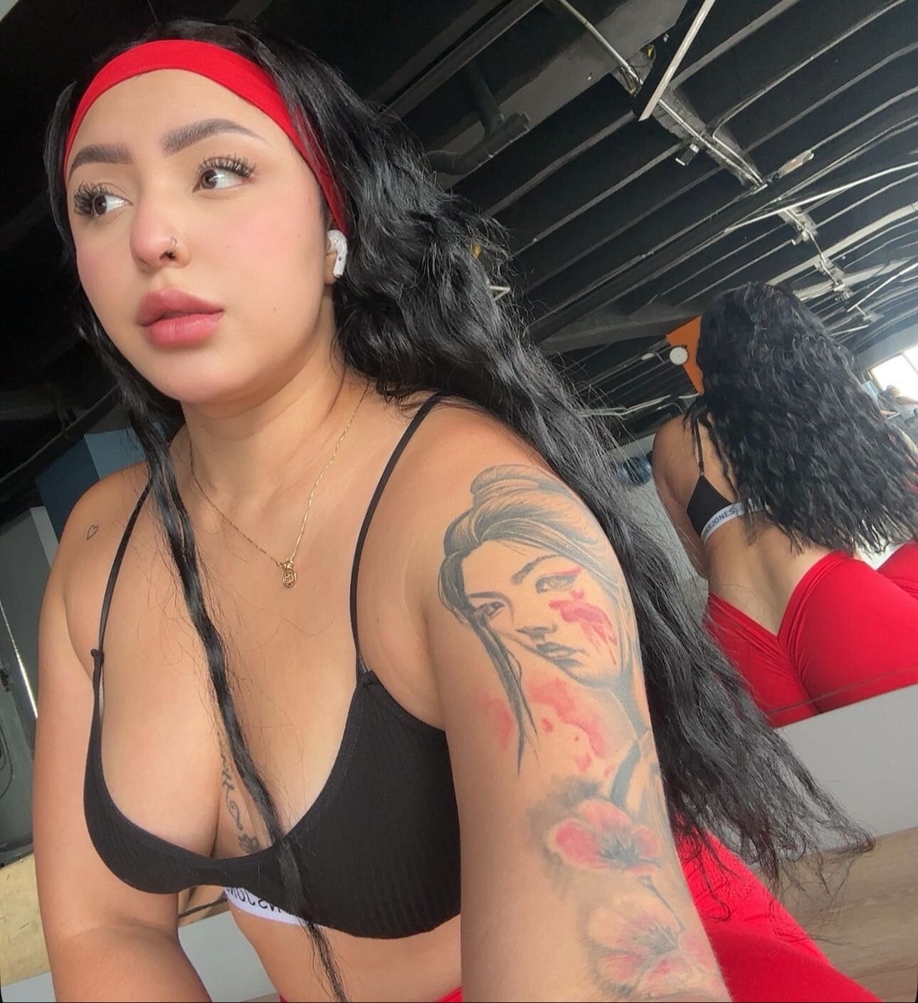 Aria_Laurent