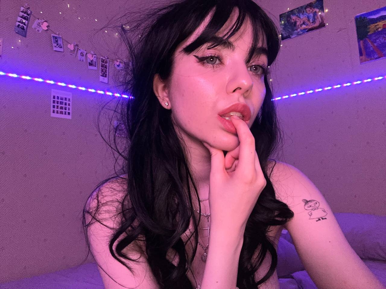 Emily_Closer