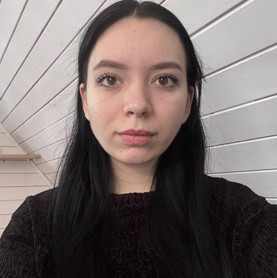 247camsex.com kiyokoeeds livesex profile in white-hair cams