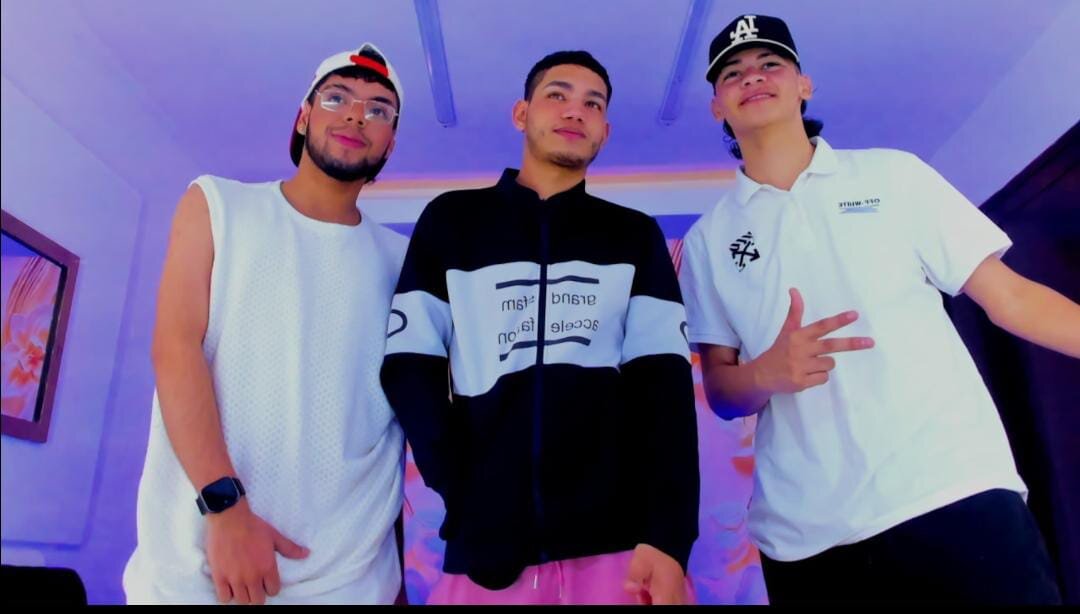 boys_latinos19