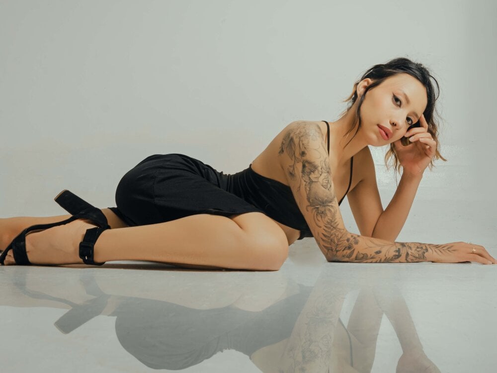 Anna_kimura's chat room