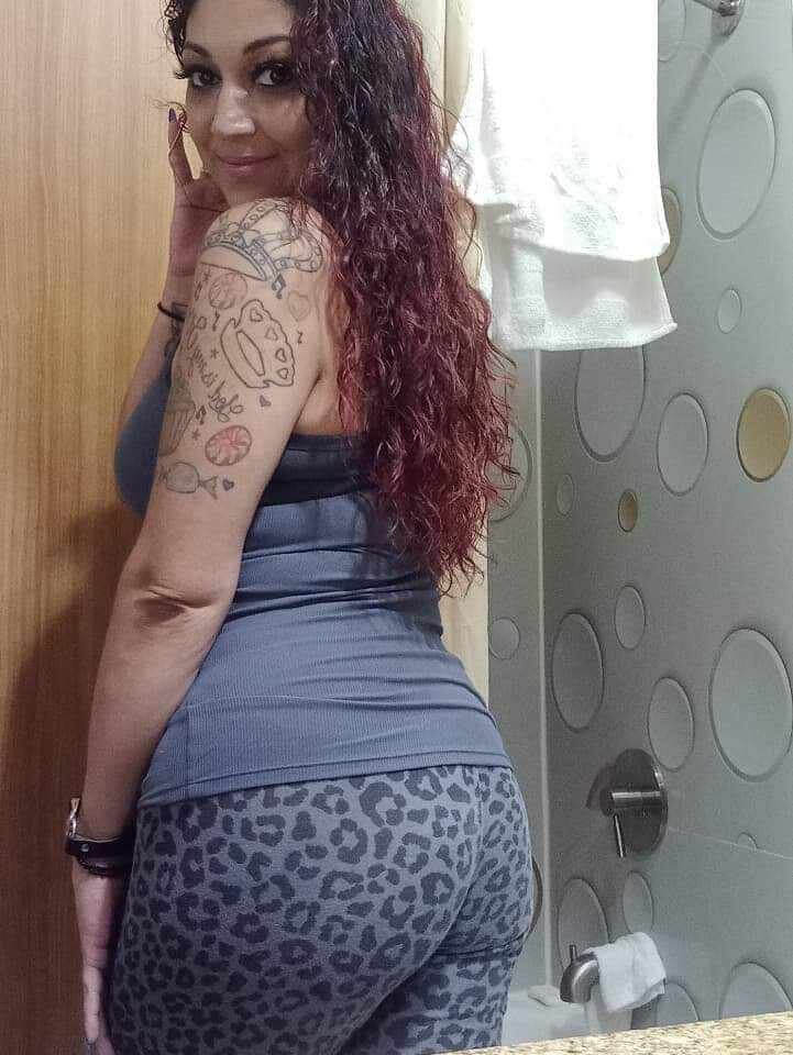 livesex.fan glitterancuffs livesex profile in latino cams