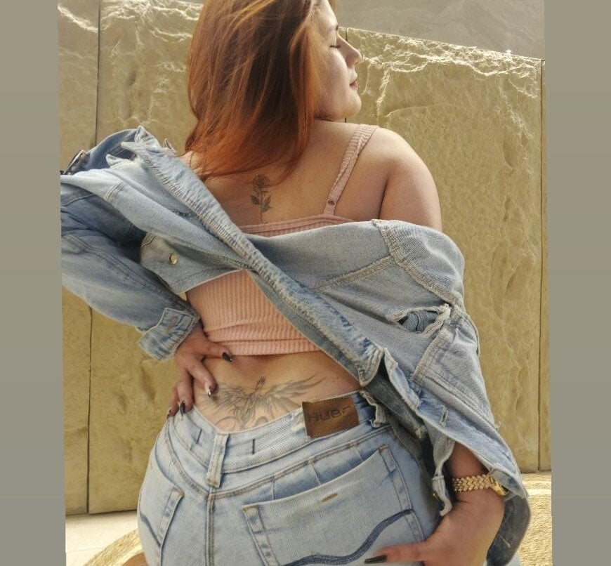 stripchat kesha_t18 webcam profile pic via sleekcams.com