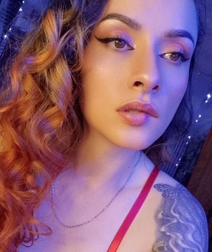 AlexaDeivis 🛵 online nude chat
