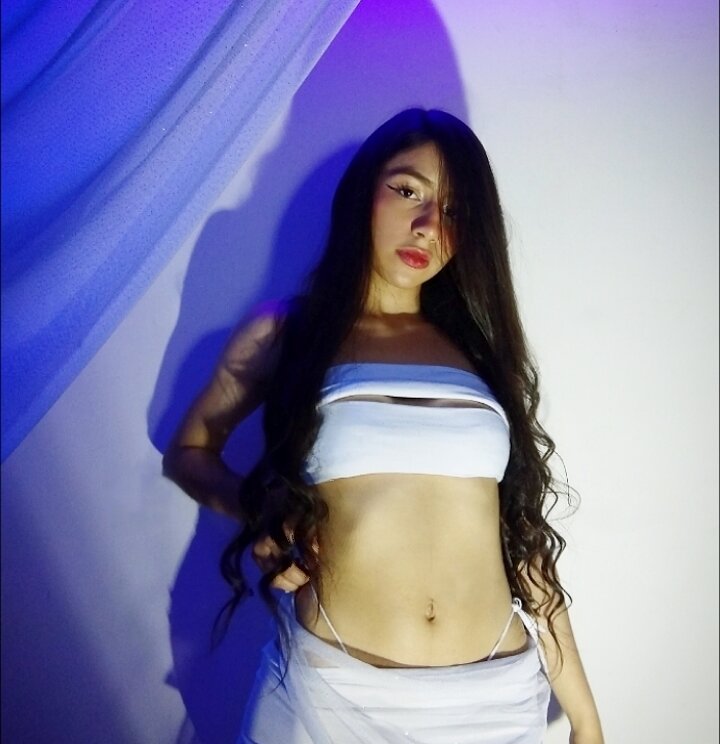 miss_afroditha_ 📂 adult chat