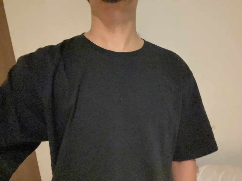 ronnyslim from stripchat