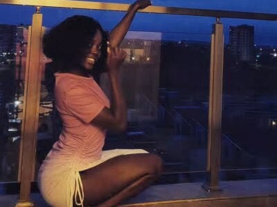 Lusty_bibah on StripChat