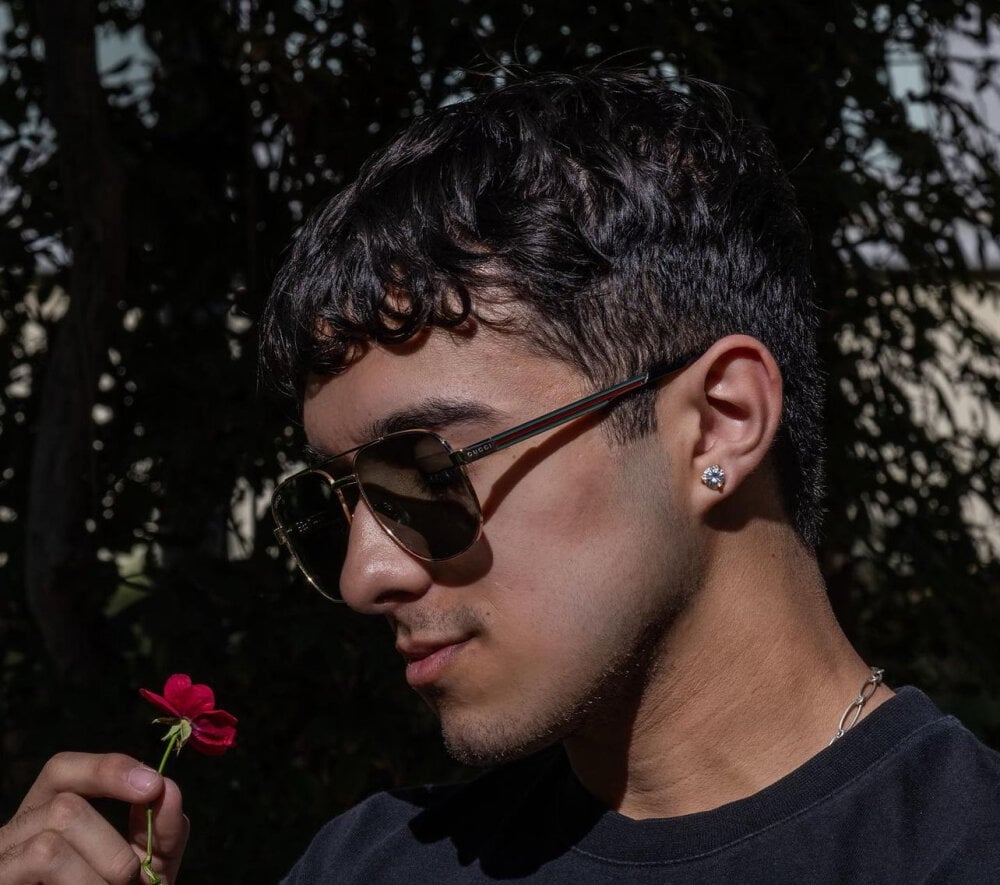 Gorillabutt1414's cam snapshot