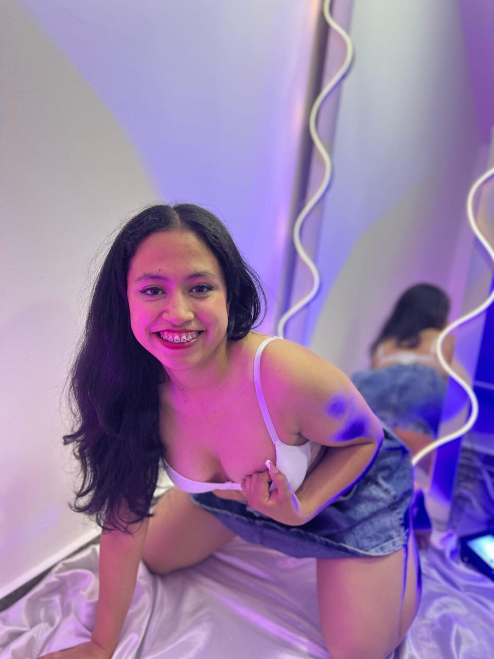 AMAYA_TAY