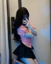 Nia_baby's Offline XXX Chat
