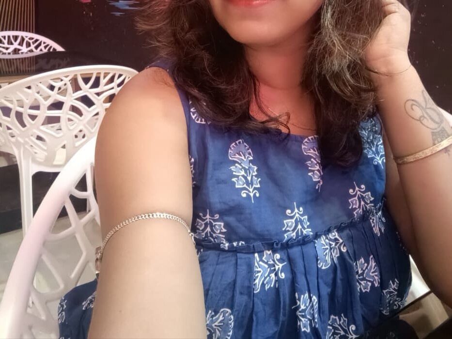 watchgirlcam.com yamini-x livesex profile in on-the-router cams