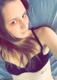 justagirl0867's Offline XXX Chat