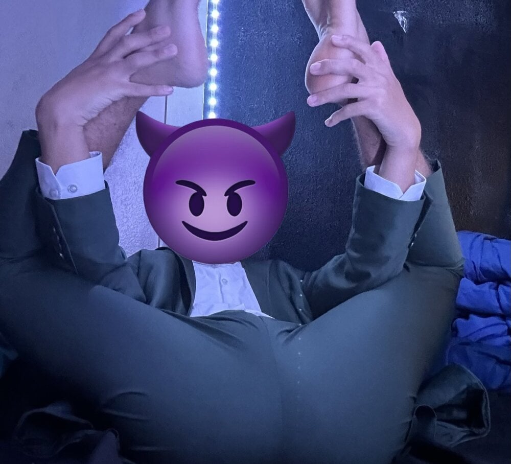 twink07's Offline XXX Chat