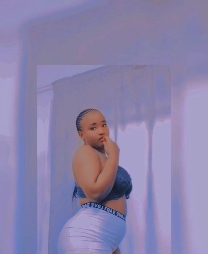 ThickSandra22